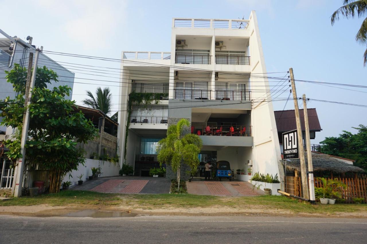 Twenty Two Binaweli Hotel Weligama Exterior photo