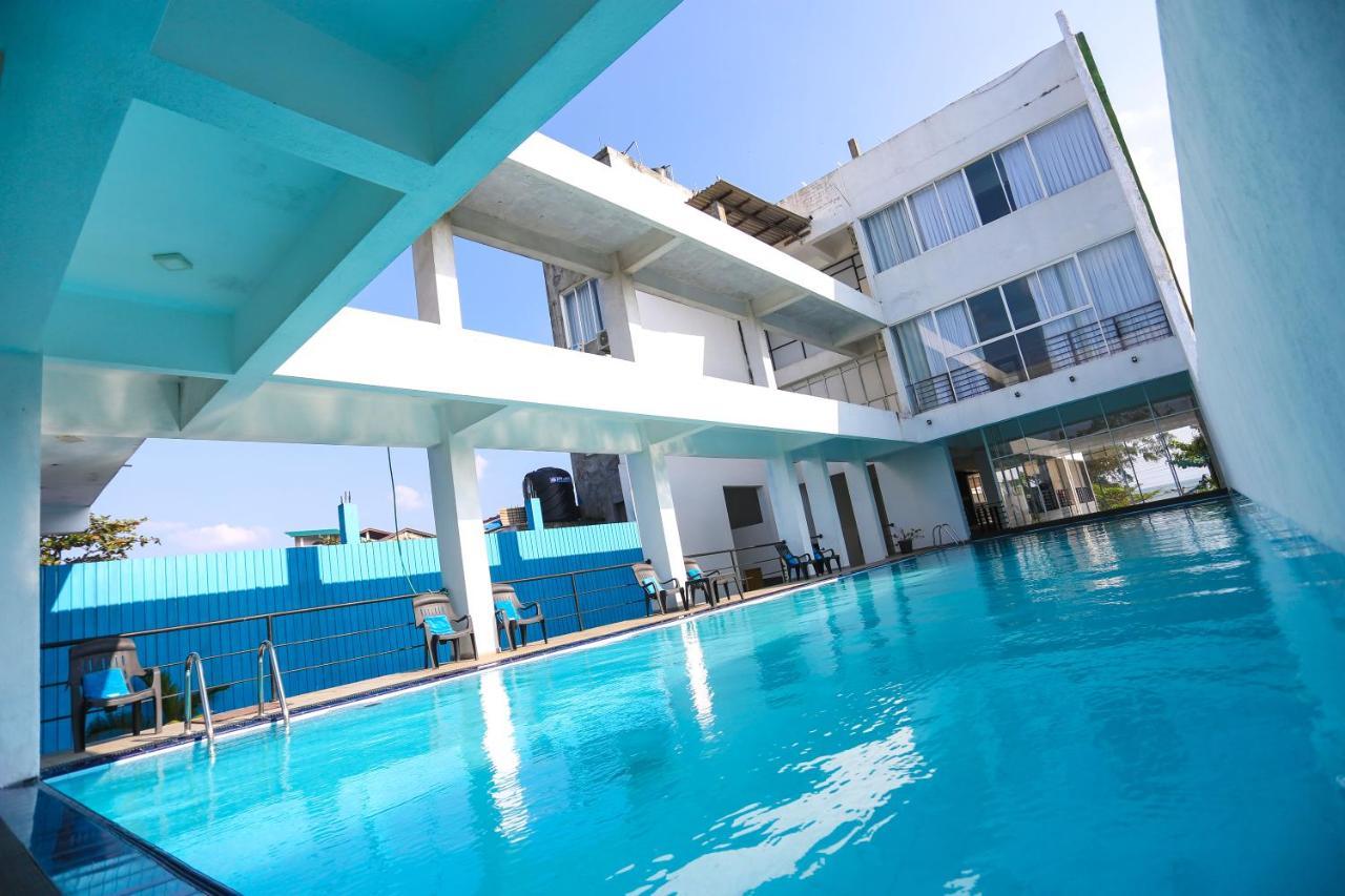 Twenty Two Binaweli Hotel Weligama Exterior photo