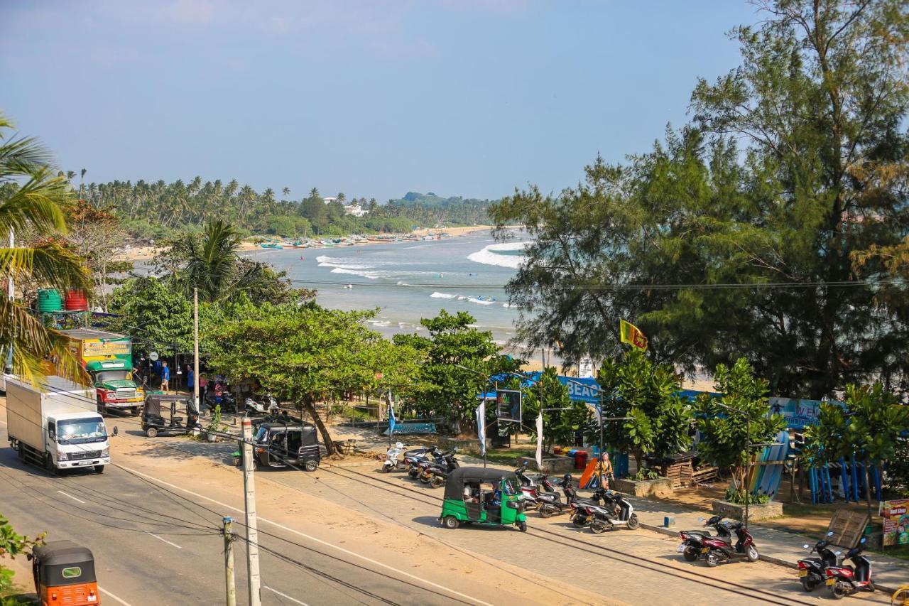Twenty Two Binaweli Hotel Weligama Exterior photo